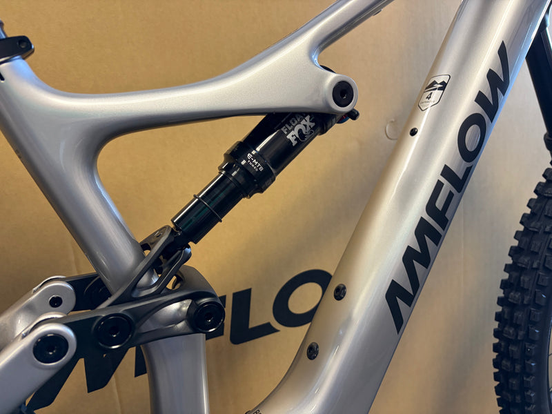 Amflow PL Carbon
