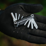 https://cdn.shopify.com/s/files/1/0284/9430/products/OneUp-Components_EDCV2Tool_MultiTool.jpg?v=1735770786